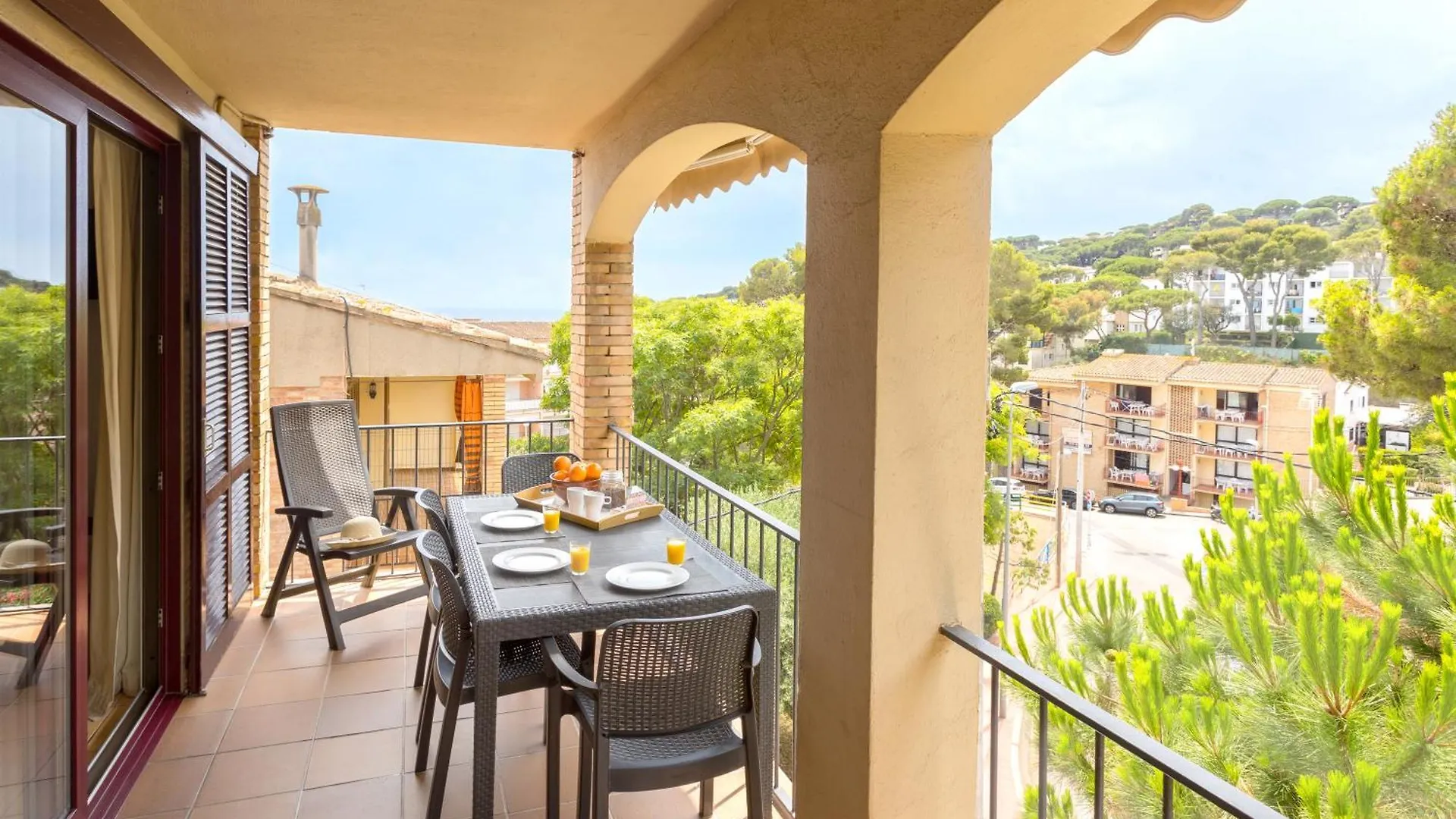Apartamento A 100 M De Playa. Calella Palafrugell 卡莱利亚德帕拉弗鲁赫尔 西班牙
