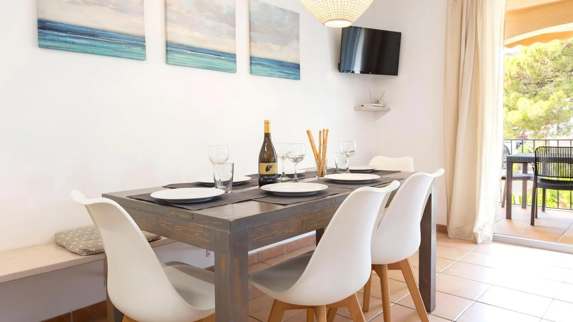 Apartamento A 100 M De Playa. Calella Palafrugell 卡莱利亚德帕拉弗鲁赫尔 公寓
